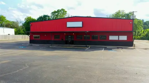 High-Visibility Flex Building