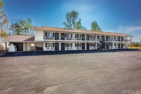 16-Room Motel with Residence