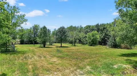 Residential Land in Callisburg, TX