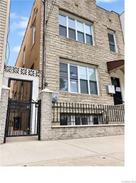 Brick Duplex with Finished Basement