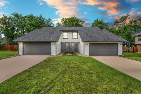 Renovated Duplex with Garages