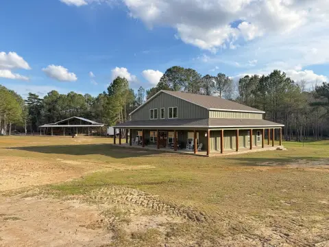 Ozark Estate on 49 Acres