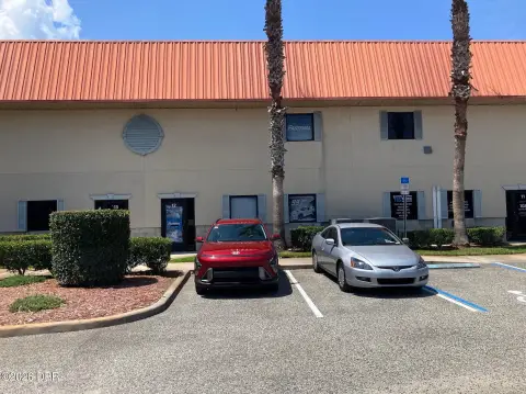 Flex Space with Grade-Level Access