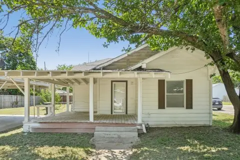 Versatile Duplex in Cleburne, TX
