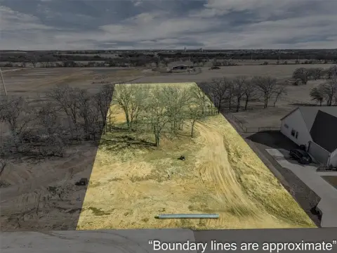 Residential Land in Tolar, Texas