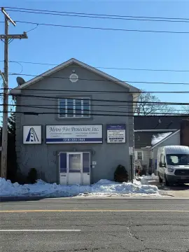 Massapequa Commercial Office & Warehouse