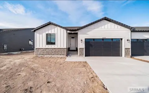 New Twin Home by Golf Course