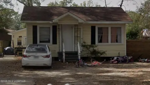 Income-Producing Duplex Near Amenities