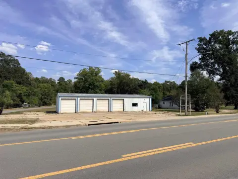 4-Bay Flex Shop