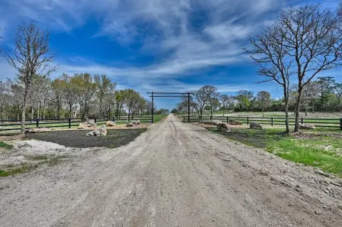 Recreational Ranch Acreage with Creek