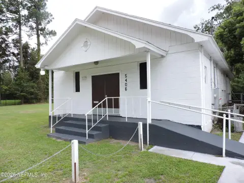 Church Facility on Large Lot