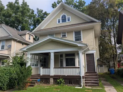 Vacant Duplex with Detached Garage