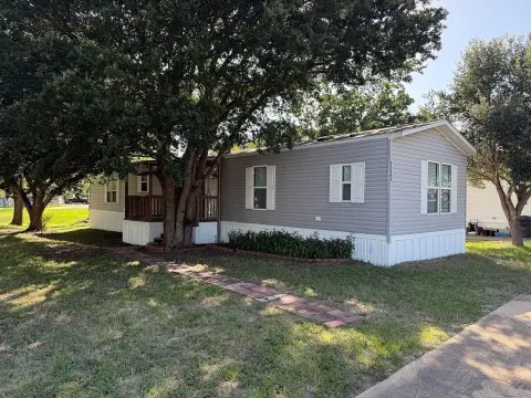 Open-Concept Manufactured Home