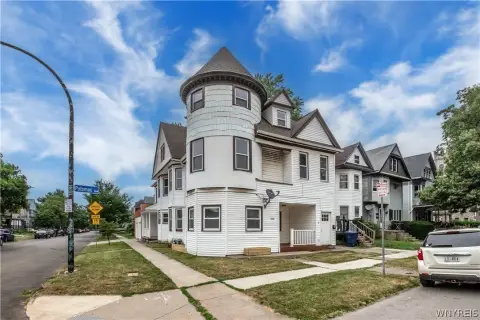Two-Unit Residential Income Duplex