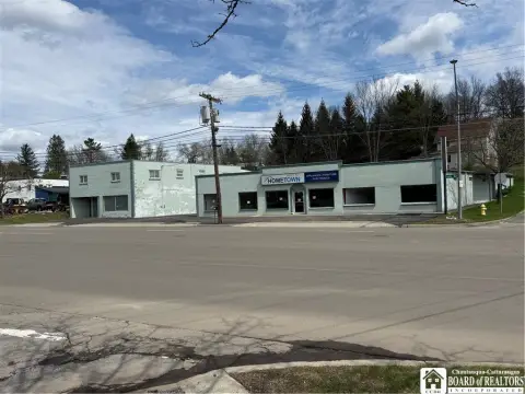 Mixed-Use Building with Drive-In Garages
