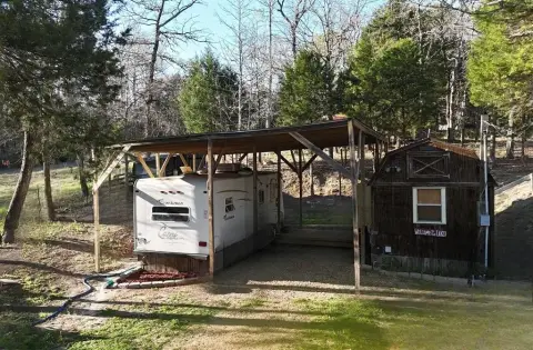 Murchison Land with RV and Storage