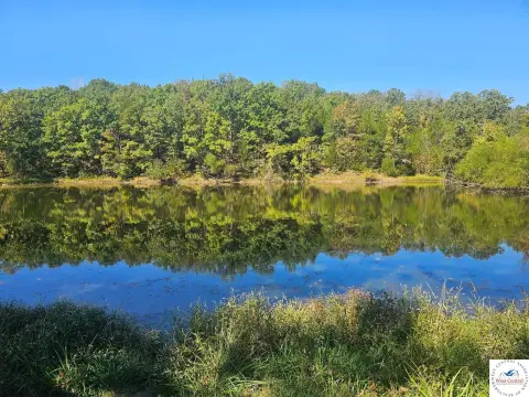 Secluded Land Near Warsaw, MO
