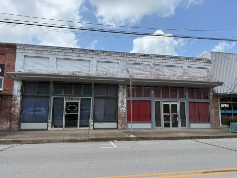 Retail Storefront with ADA Restrooms