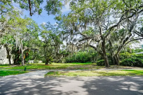 Residential Land in Beach Park