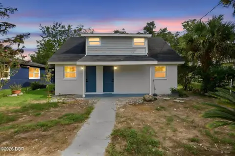 Renovated Duplex with Updated Systems