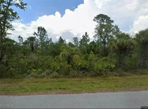 Residential Lot in North Port