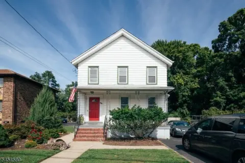 Duplex with Updated Kitchen