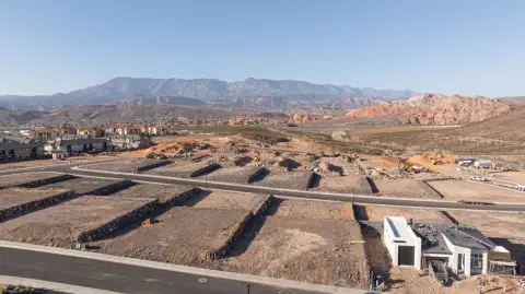 Land in Hurricane, Utah