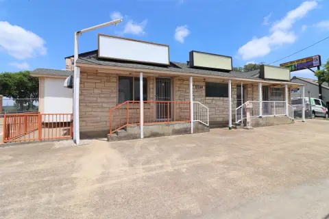Retail Storefront for Lease