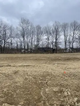 Residential Land in Huntertown, IN