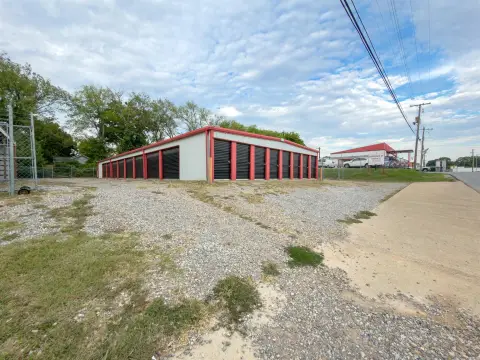 Self-Storage Facility with Covered Units