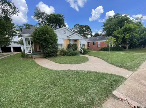 Tyler Duplex Near Azalea Trail