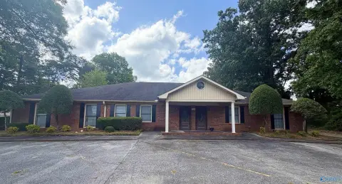 Medical Office Building with 20 Rooms