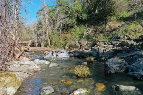 Secluded Waterfront Recreational Land