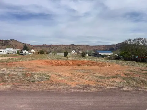 Buildable Lot with Red Cliff Views