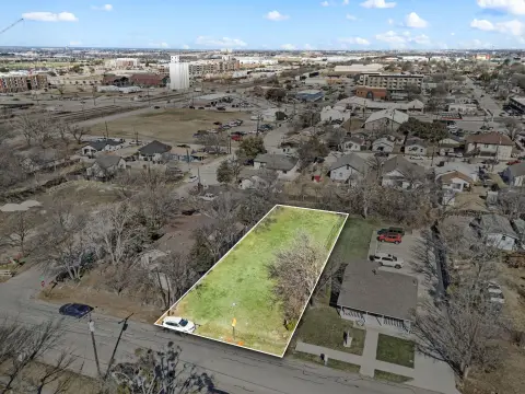 Commercial Lot in OTC District