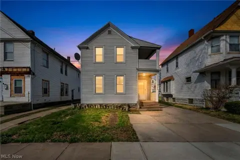 Cleveland Duplex: Turnkey Investment