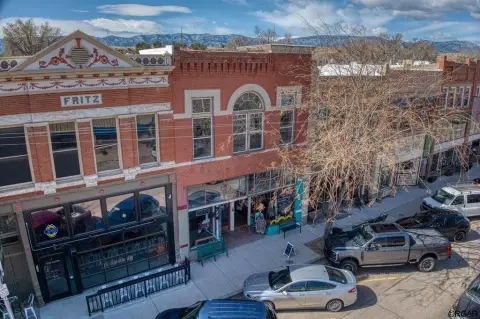 Mixed-Use Building with Second-Floor Loft