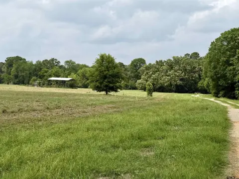 Recreational Land with Camper Parking