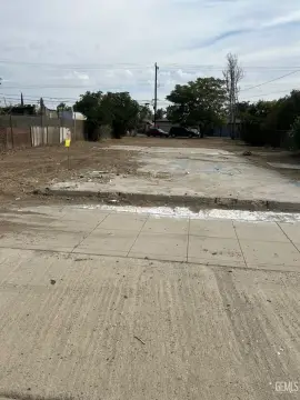 C-1 Commercial Land