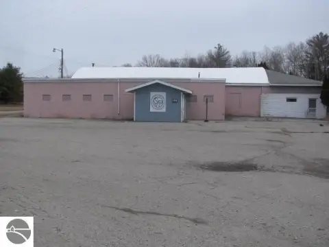Retail Store in Prescott, MI