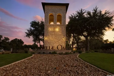 Hill Country Homesite in Belle Oaks