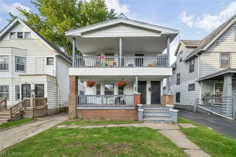 Cleveland Duplex: Investment Opportunity
