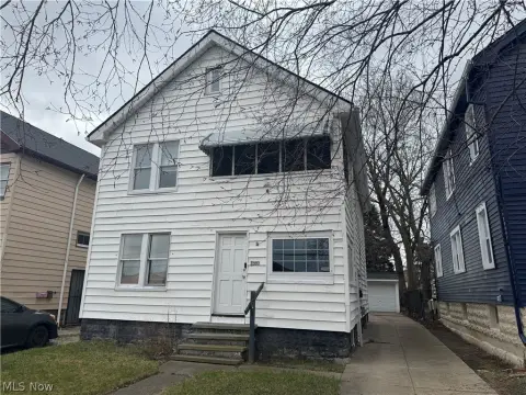 Cleveland Colonial Multifamily Property