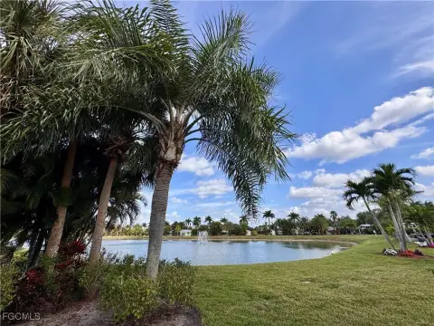 Waterfront Lot in RiverBend Resort