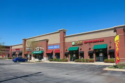 Retail Suite with Restaurant Neighbor