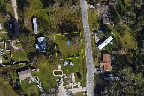 Residential Land in Jacksonville, FL