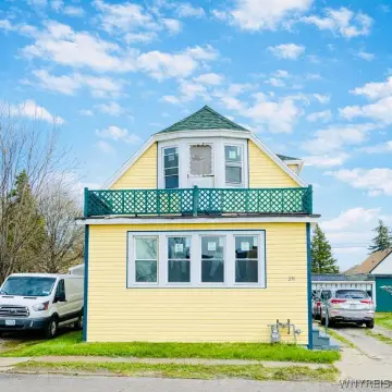 Updated Multi-Family Residence, Buffalo