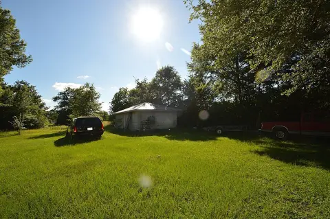 Residential Land Lot with Garage