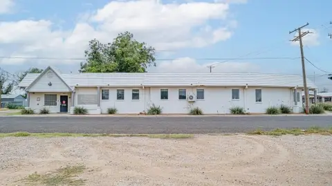 Flexible Office and Medical Building