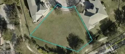 Ready-to-Build Homesite in Gated Community